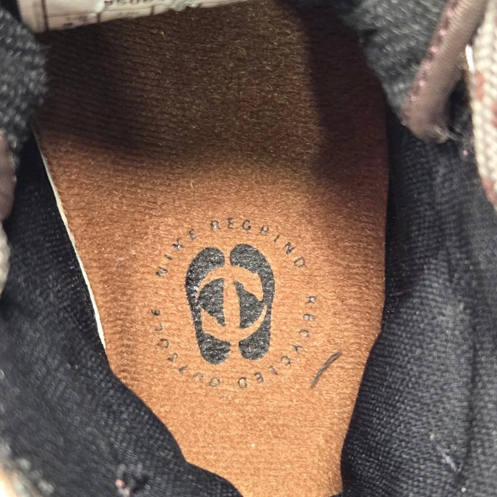 Vintage Nike ACG Air Hiking Boots 90s Mens 8.5 Brown Suede Camo Gorpcore Vtg
